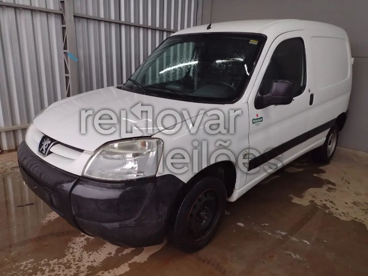 LOTE 045 - PEUGEOT PARTNER FURGÃO - ANO 2017/2018