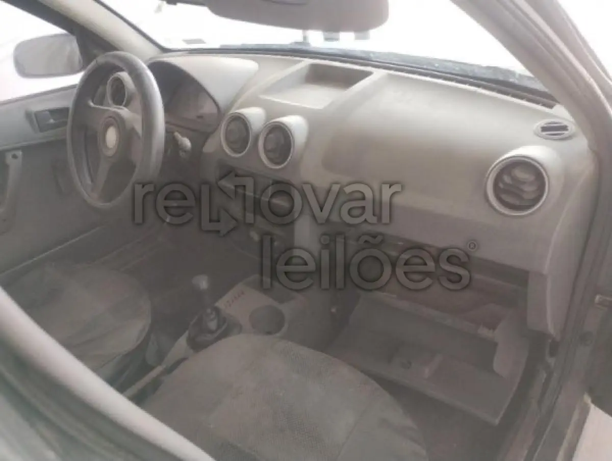 LOTE 007 - VW SAVEIRO 1.6 - ANO 2005/2006 - VEÍCULO BAIXADO - DEPOSITADO EM GUARULHOS/SP