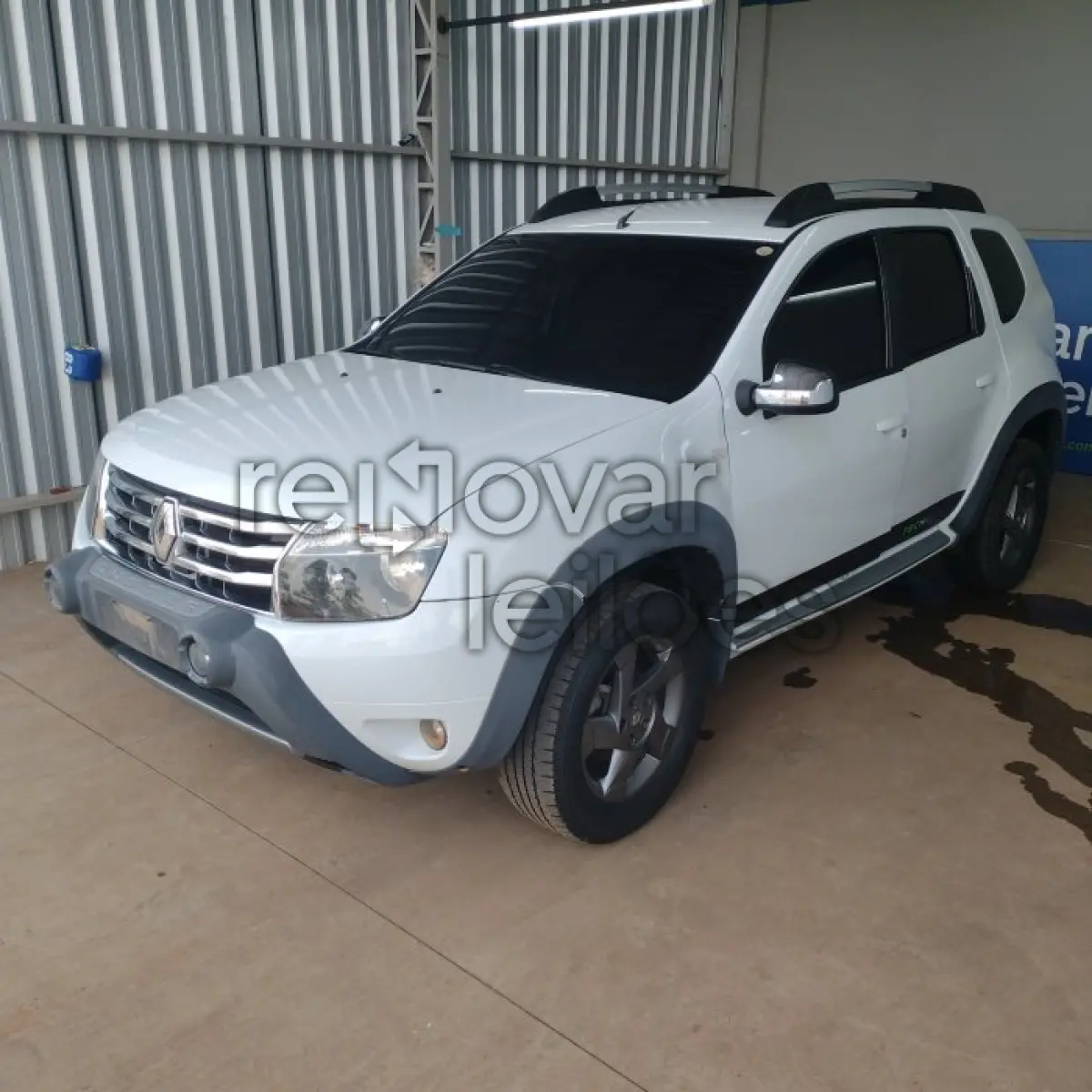 LOTE 004 - RENAULT DUSTER 1.6 - ANO 2013/2014 - COMPLETO