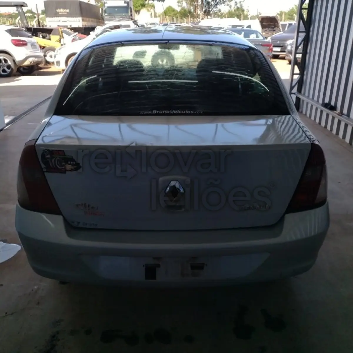 LOTE 037 - RENAULT CLIO PRIVILEGE 1.6 - ANO 2008/2009 - COMPLETO - SICREDI RAIZES