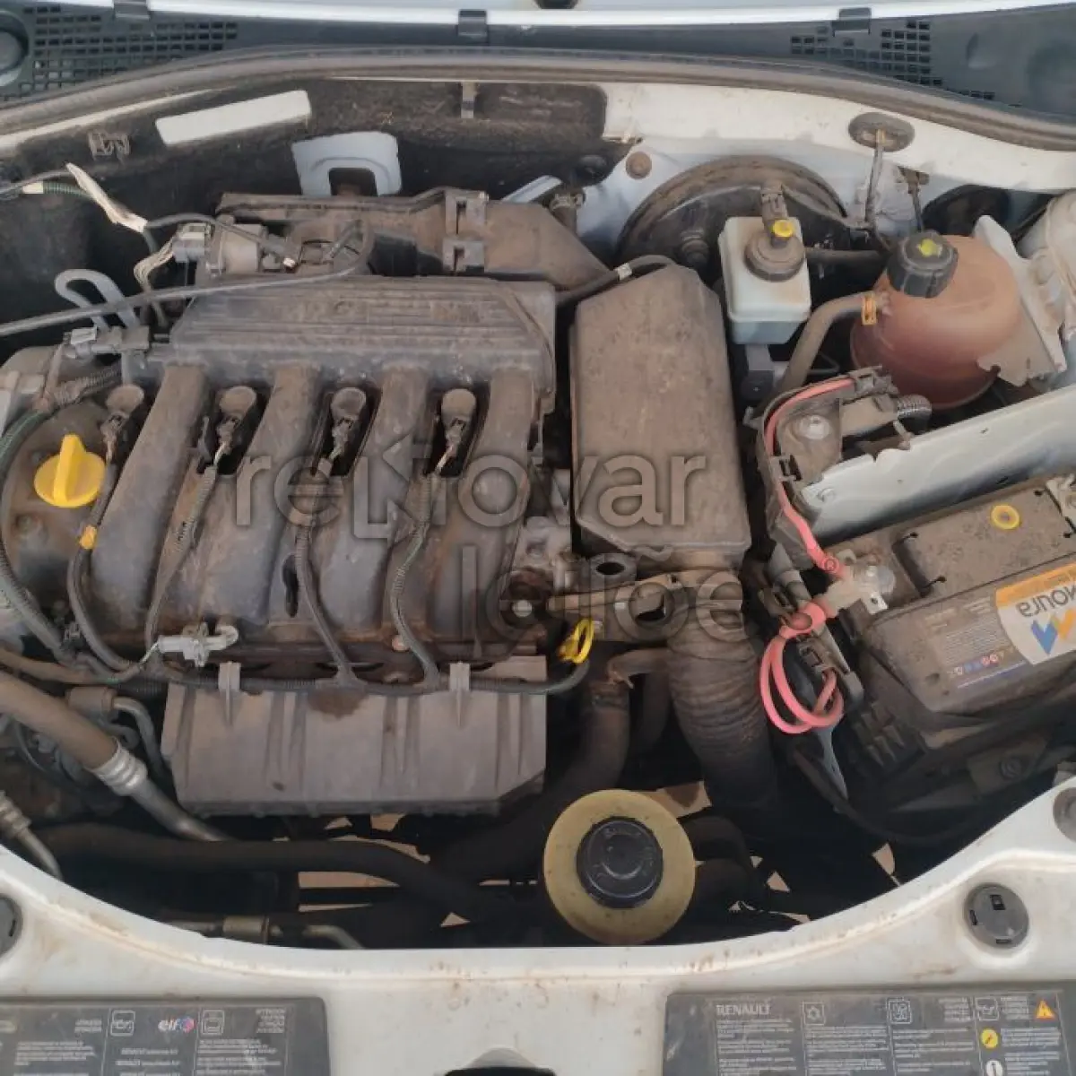 LOTE 004 - RENAULT DUSTER 1.6 - ANO 2013/2014 - COMPLETO