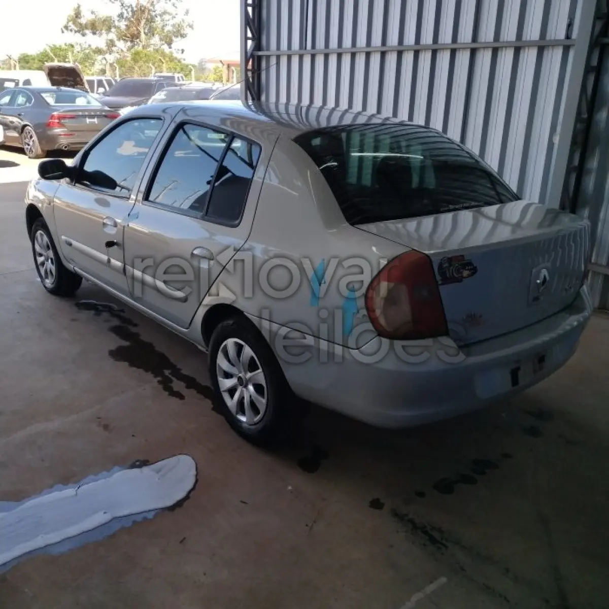 LOTE 037 - RENAULT CLIO PRIVILEGE 1.6 - ANO 2008/2009 - COMPLETO - SICREDI RAIZES