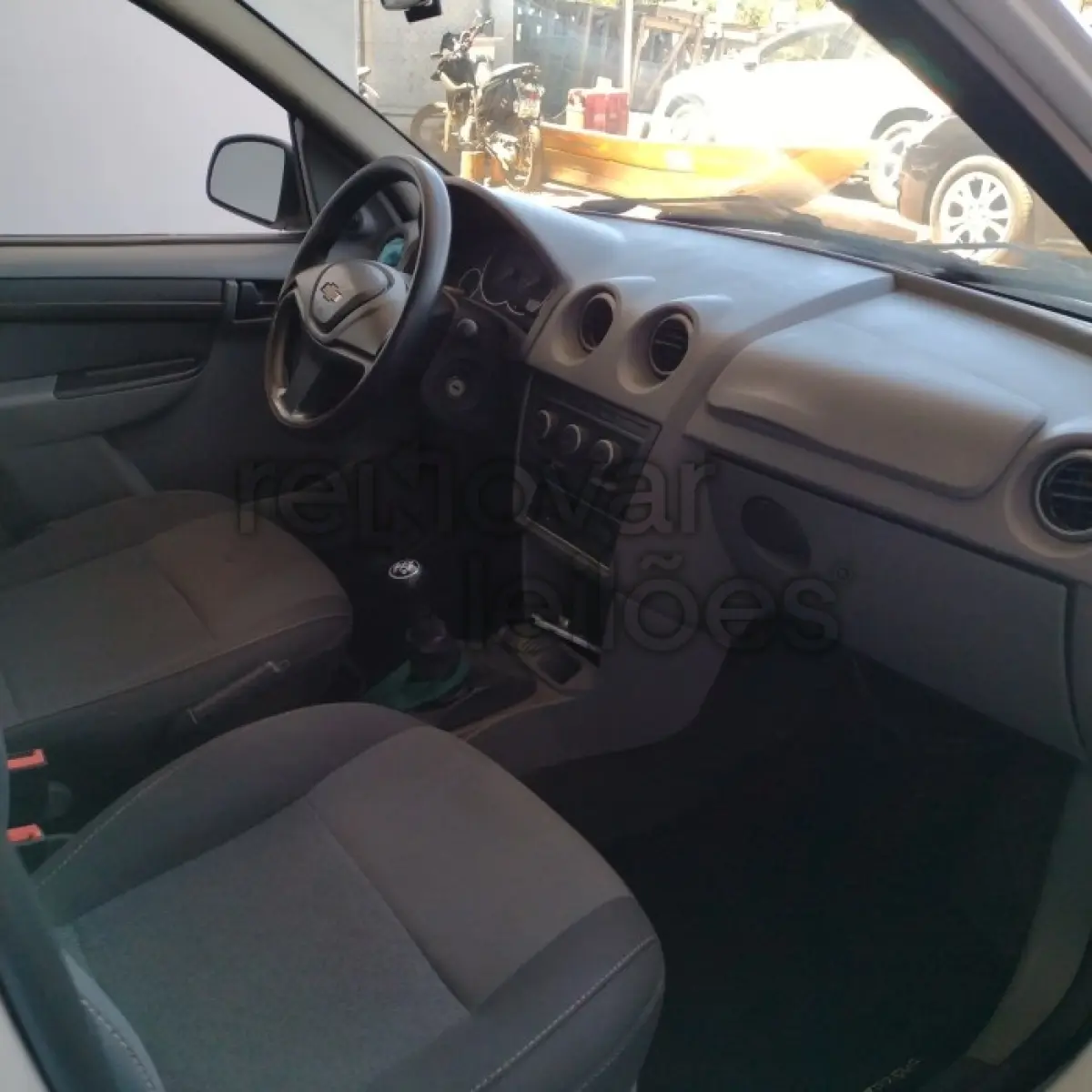 LOTE 019 - GM PRISMA 1.4 LT - ANO 2011/2012 - SICREDI PIONEIRA