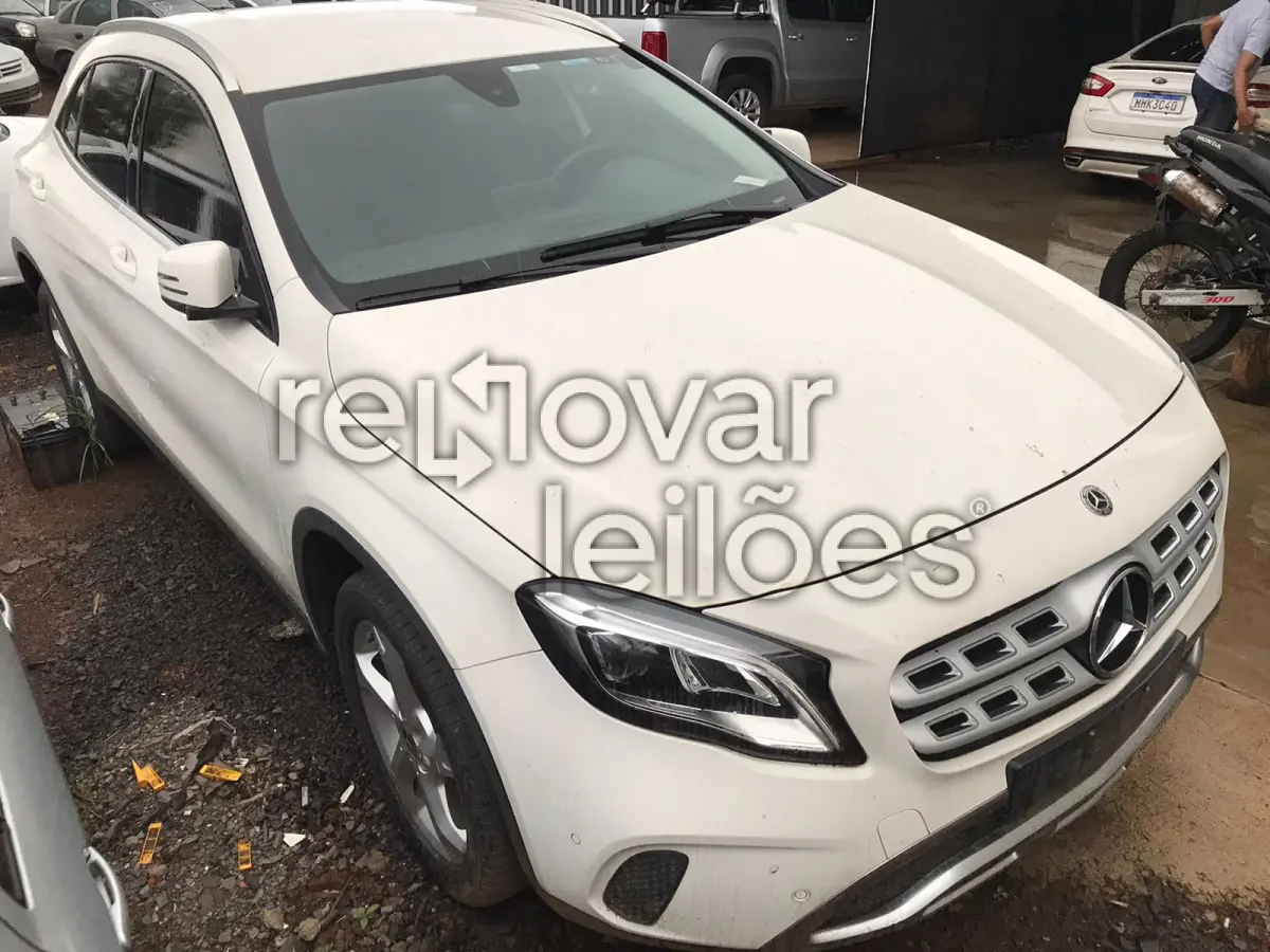 LOTE 054 - MERCEDES-BENZ GLA 200 - ANO 2018/2018 - COMPLETO - CRESOL ORIGENS