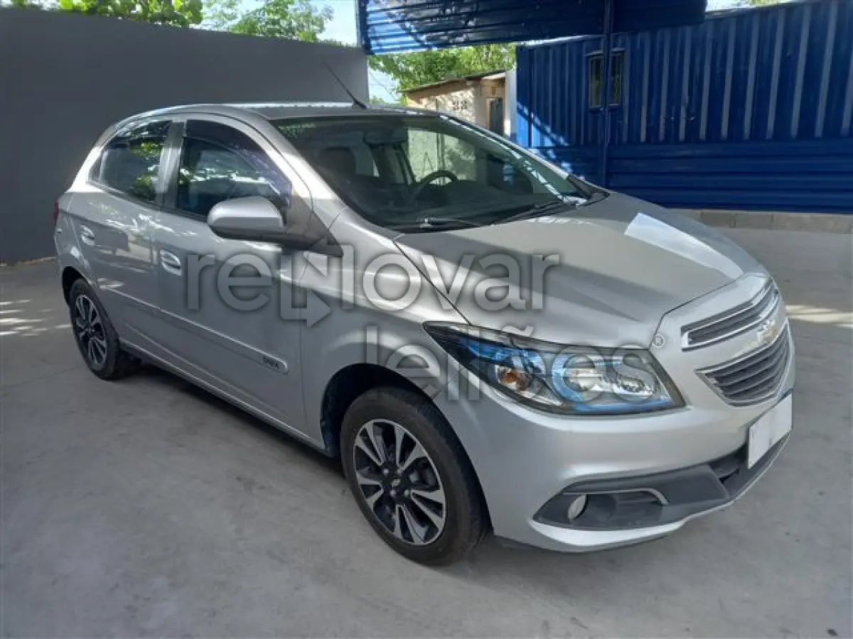 LOTE 024 - GM ONIX HATCH LTZ 1.4 - ANO 2014/2014 - COMPLETO - DEPOSITADO NO RIO DE JANEIRO/RJ
