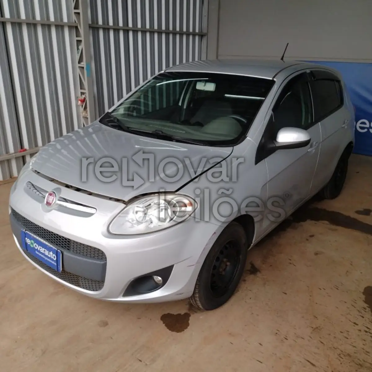 LOTE 047 - FIAT PALIO ATTRACTIV 1.4 - ANO 2013/2014 - COMPLETO