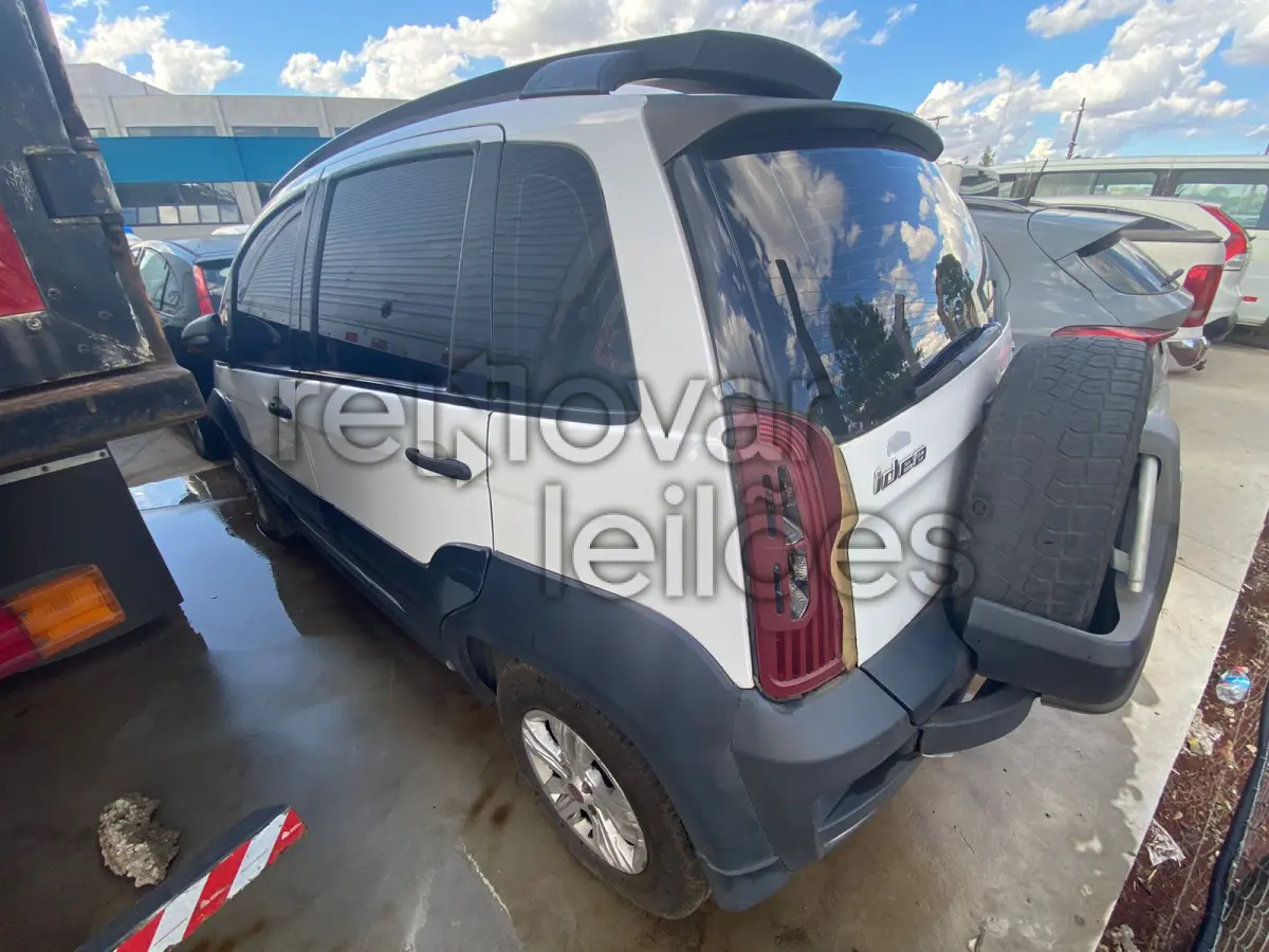 LOTE 023 - FIAT IDEIA ADVENTURE - ANO 2011/2012 - COMPLETO