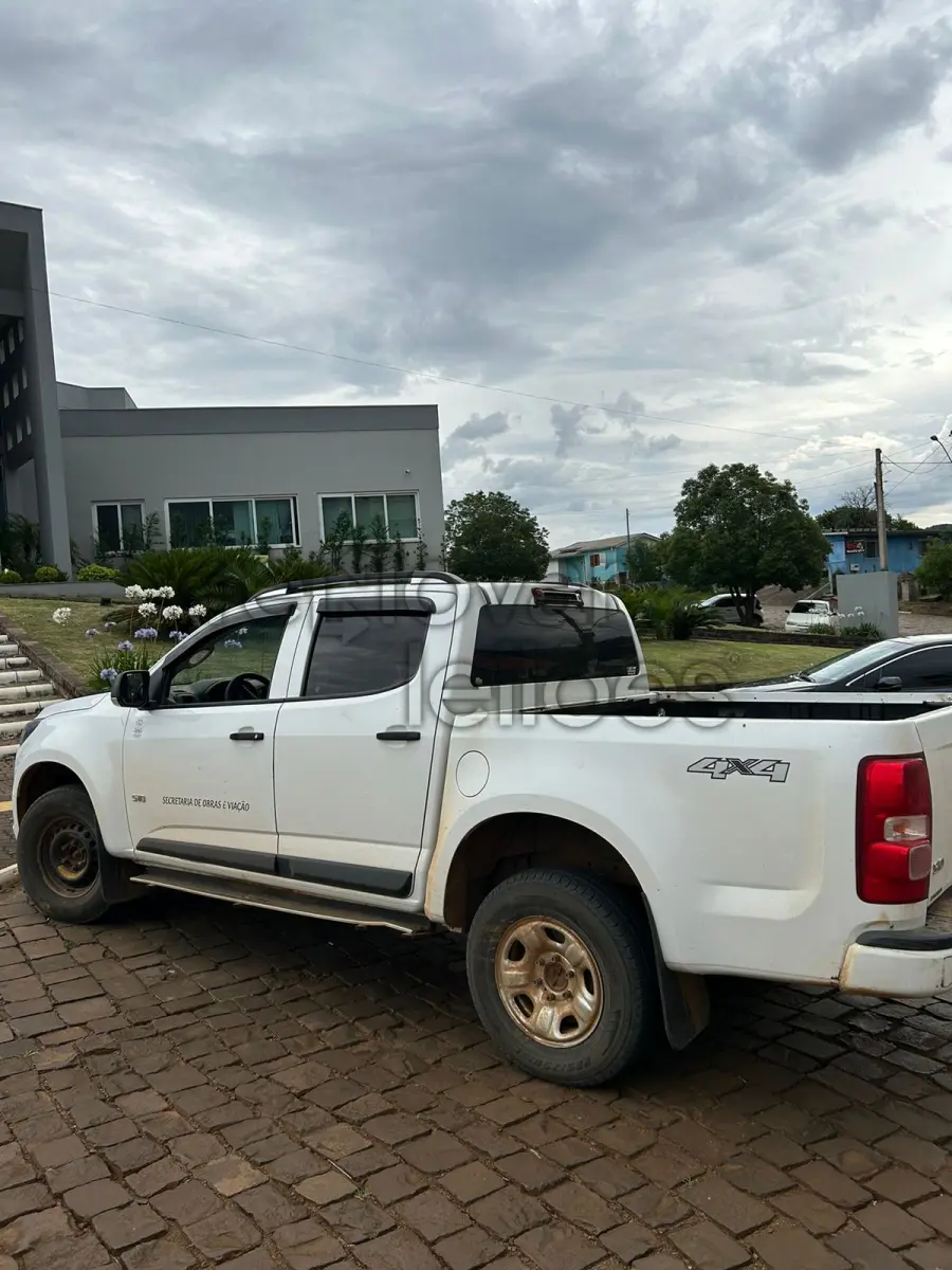 LOTE 001 - GM S10 LS 4X4 CD - ANO 2019 - EM FUNCIONAMENTO