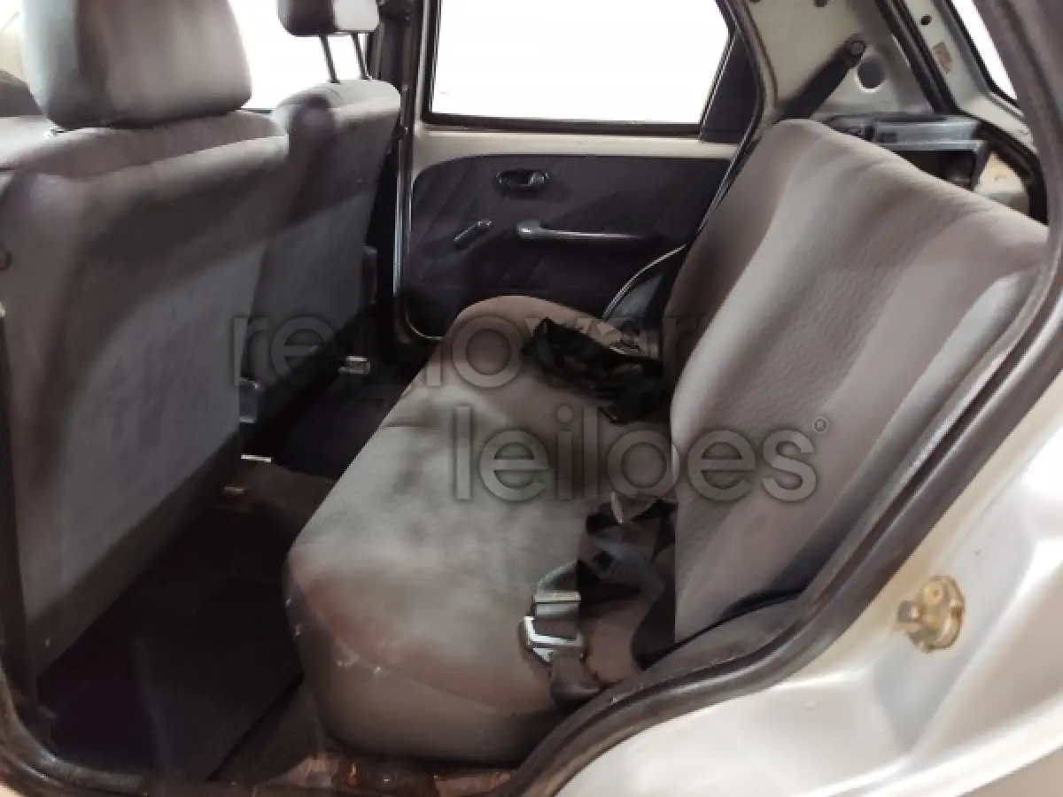 LOTE 001 - FIAT PALIO FIRE - ANO 2005/2006 - DEPOSITADO EM SÃOJOSE DOS PINHAIS-PR - VEÍCULO RECUPERADO DE SINISTRO