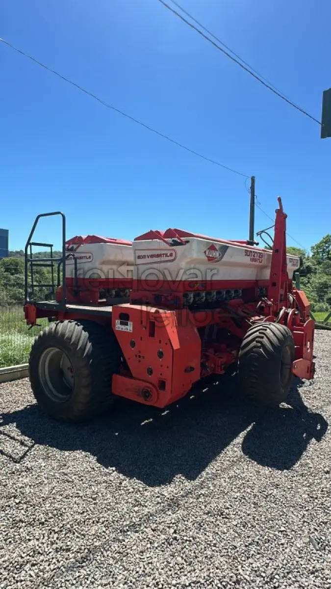 LOTE 040 - PLANTADEIRA KUHN SDM27/29 VERSATILE - ANO 2018 - DEPOSITADA EM TAPEJARA/RS