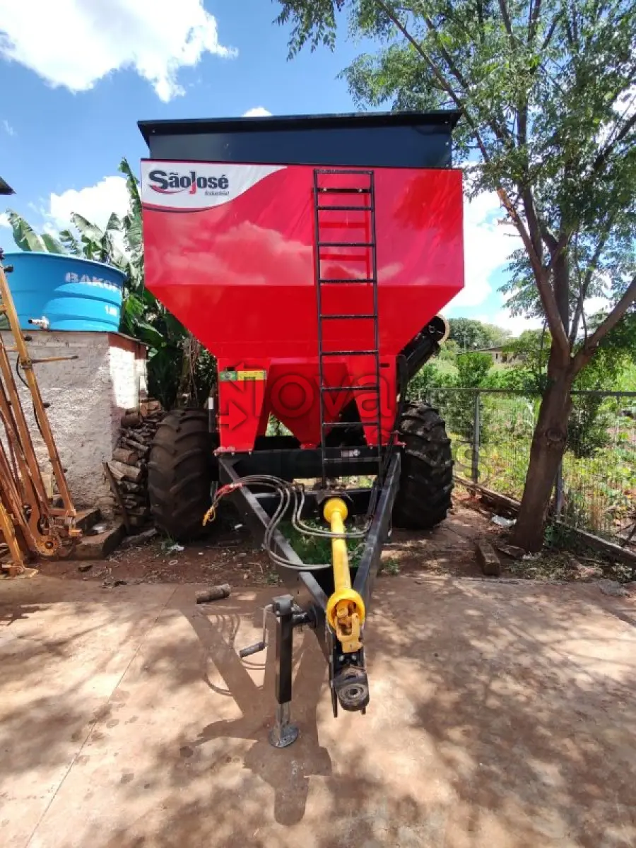 LOTE 028 - REBOQUE GRANELEIRO SÃO JOSÉ GRAN ST 13000 - ANO 2020 - CRESOL MISSÕES FRONTEIRA - DEPOSITADO EM GUARANI DAS MISSÕES/RS