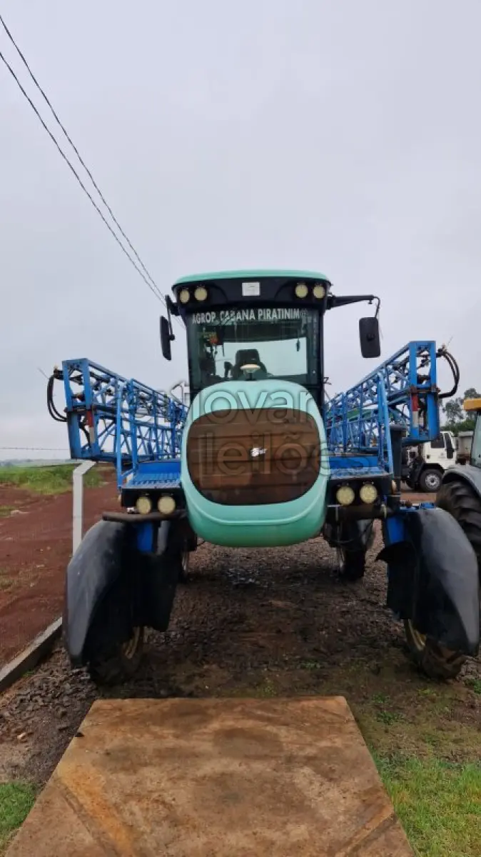 LOTE 029 - PULVERIZADOR AUTOPROPELIDO MONTANA PARRUDA MA2027 - ANO 2012 - CRESOL MISSÕES FRONTEIRA - DEPOSITADO EM CERRO LARGO/RS
