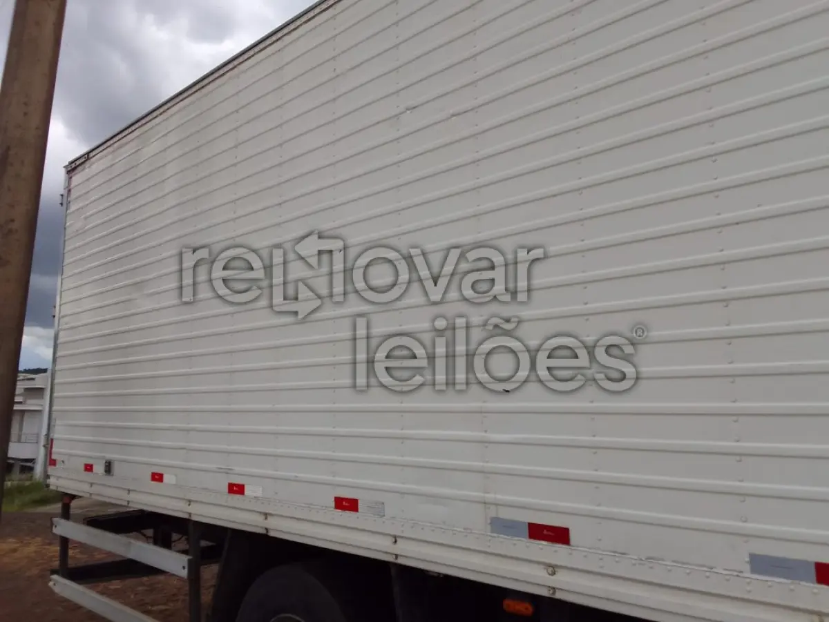 LOTE 004 - IVECO TECTOR 170E21 - ANO 2021/2022 - CRESOL CENTRO SUL - DEPOSITADO EM BARÃO DE COTEGIPE/RS