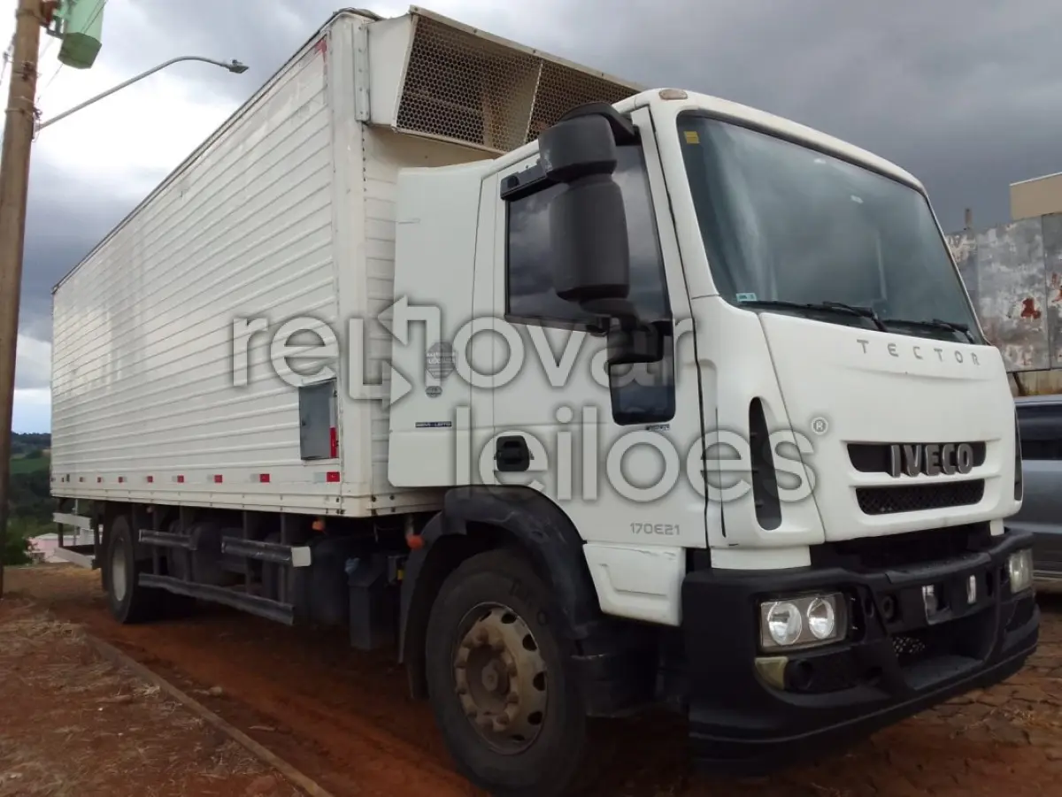 LOTE 004 - IVECO TECTOR 170E21 - ANO 2021/2022 - CRESOL CENTRO SUL - DEPOSITADO EM BARÃO DE COTEGIPE/RS