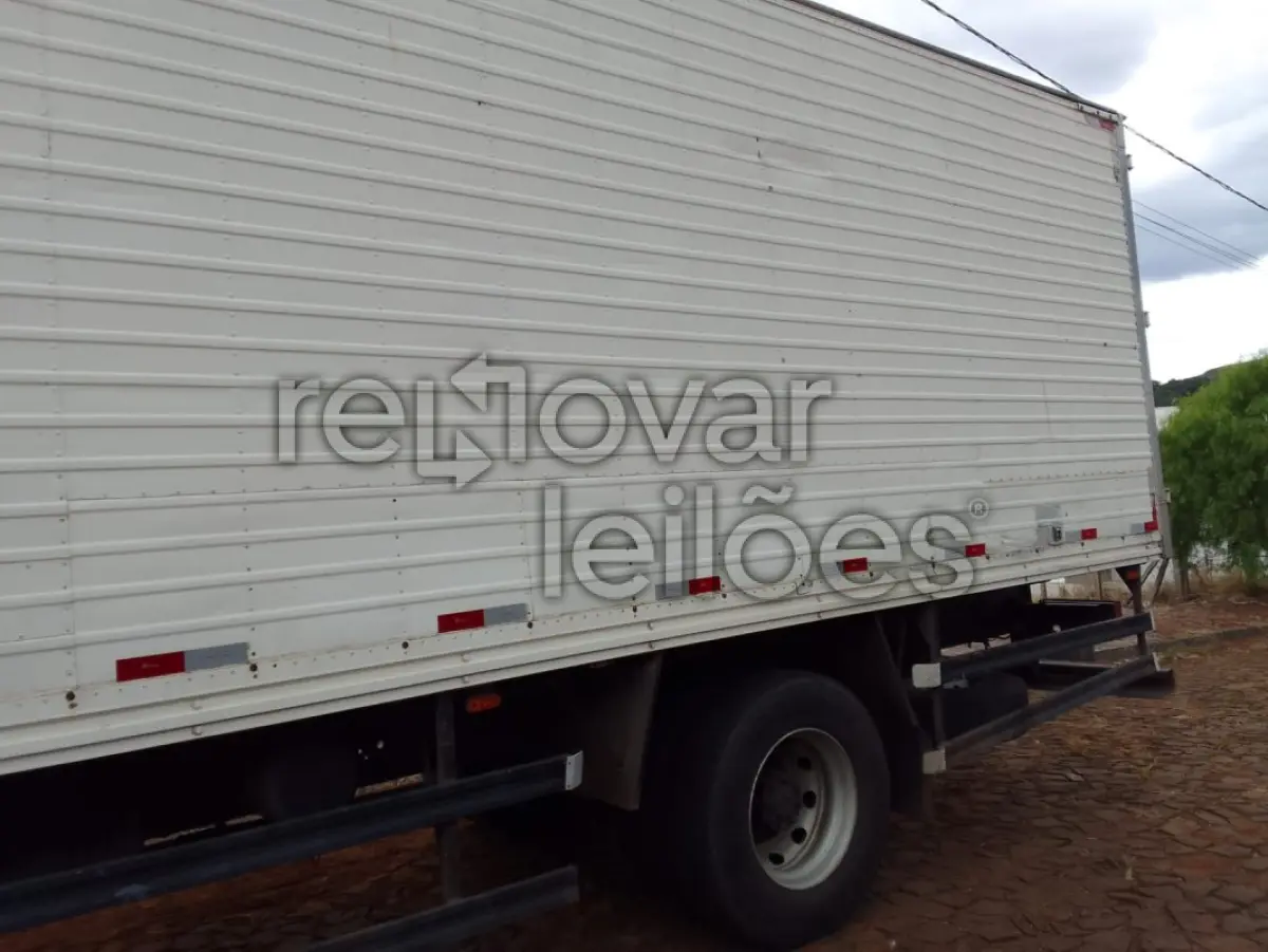 LOTE 004 - IVECO TECTOR 170E21 - ANO 2021/2022 - CRESOL CENTRO SUL - DEPOSITADO EM BARÃO DE COTEGIPE/RS