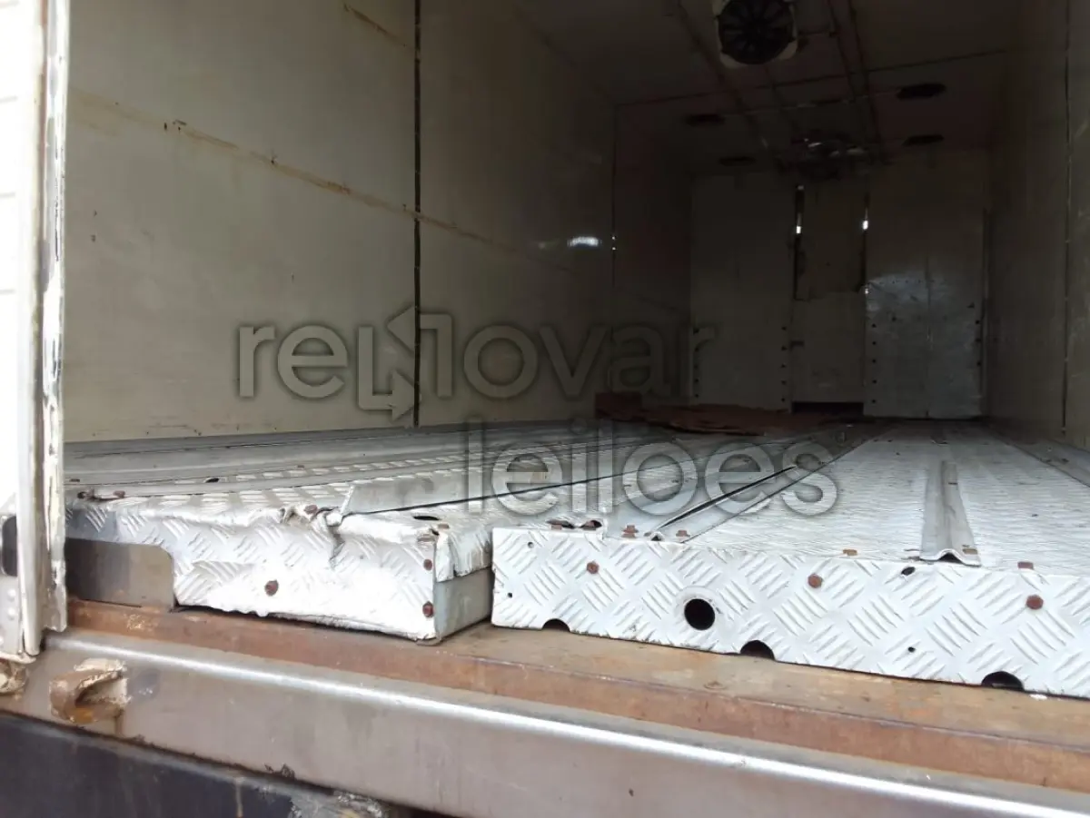 LOTE 004 - IVECO TECTOR 170E21 - ANO 2021/2022 - CRESOL CENTRO SUL - DEPOSITADO EM BARÃO DE COTEGIPE/RS