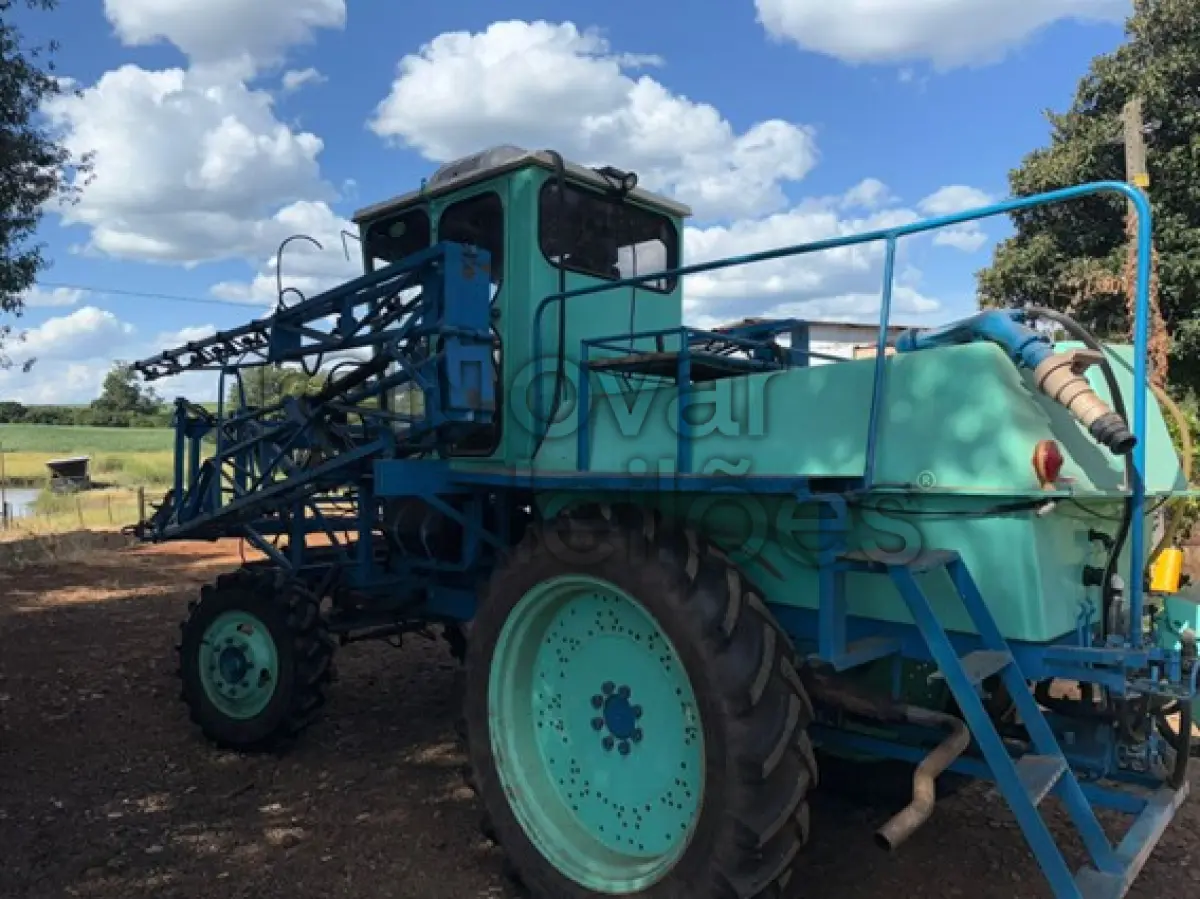 LOTE 022 - TRATOR PULVERIZADOR  FORD 6.600 - ANO 1986 - SICREDI SEMENTES DO SUL - DEPOSITADO EM ESPUMOSO/RS
