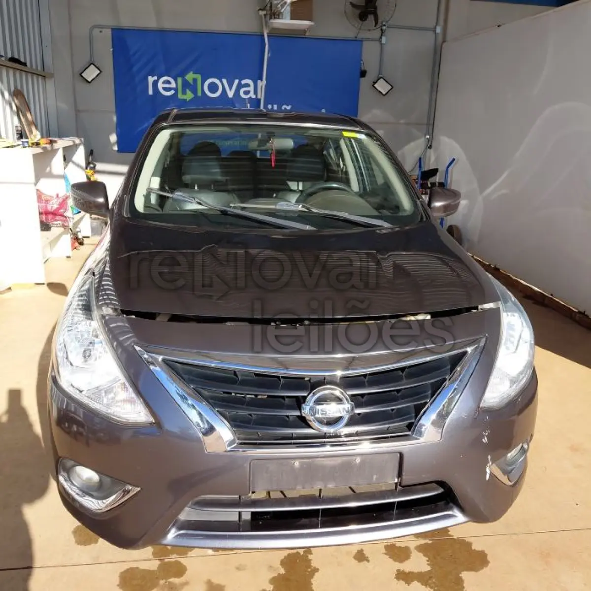 LOTE 051 - NISSAN VERSA 16 UNIQUE - ANO 2015/2016 - COMPLETO - SICREDI PLANALTO