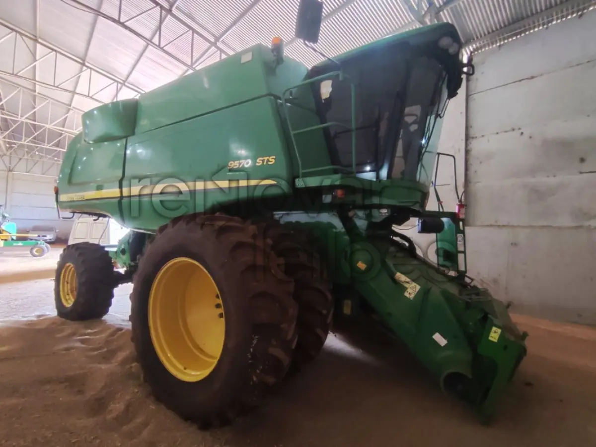 LOTE 021 - COLHEITADEIRA JOHN DEERE 9570 STS E PLATAFORMA 30 PÉS - ANO 2011 - SICREDI SEMENTES DO SUL - DEPOSITADO EM ESPUMOSO/RS