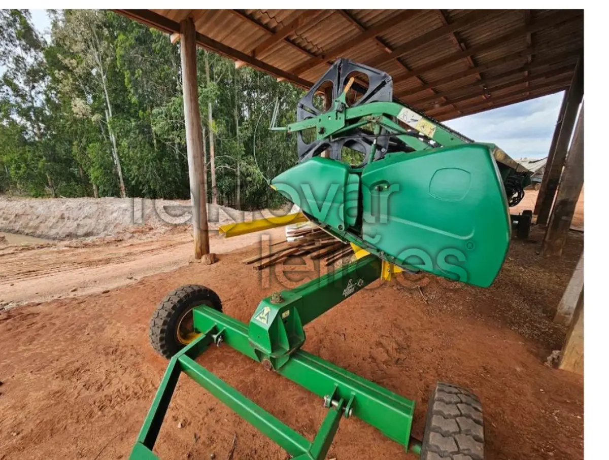 LOTE 021 - COLHEITADEIRA JOHN DEERE 9570 STS E PLATAFORMA 30 PÉS - ANO 2011 - SICREDI SEMENTES DO SUL - DEPOSITADO EM ESPUMOSO/RS
