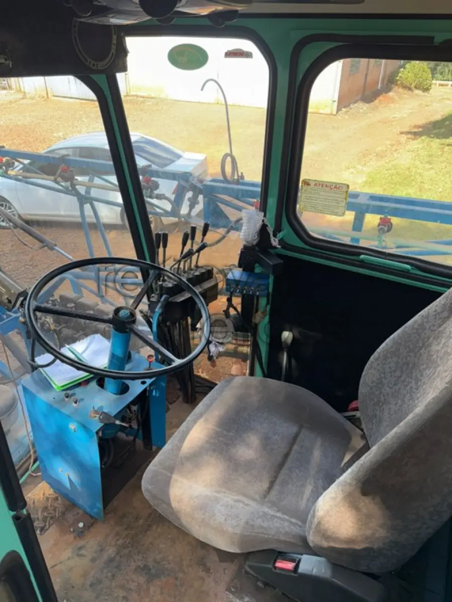 LOTE 022 - TRATOR PULVERIZADOR  FORD 6.600 - ANO 1986 - SICREDI SEMENTES DO SUL - DEPOSITADO EM ESPUMOSO/RS