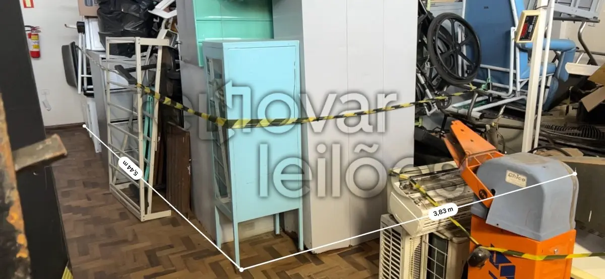 LOTE 002 - SUCATA DE MOBILIÁRIO EM GERAL