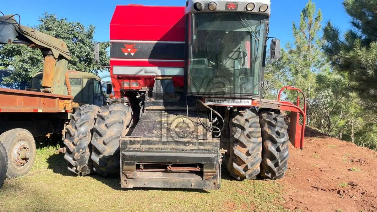 LOTE 025 - COLHEITADEIRA MASSEY FERGUSON 5650 - ANO 2007/2007 - CRESOL CONFIANÇA - DEPOSITADO EM TAPANCIRETÃ/RS