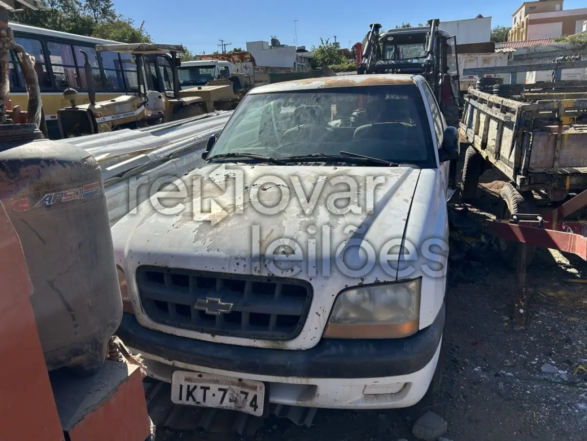 LOTE 016 - GM/S10 2.4 CS / ANO 2002/2002 / PLACA I**-***4