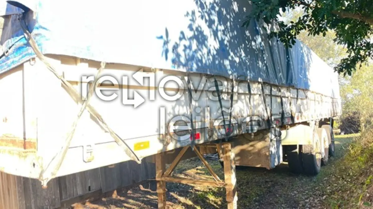 LOTE 007 - SEMI REBOQUE KRONE - 1986/1986 - CRESOL CONFIANÇA - DEPOSITADO EM SÃO PEDRO DO SUL/RS