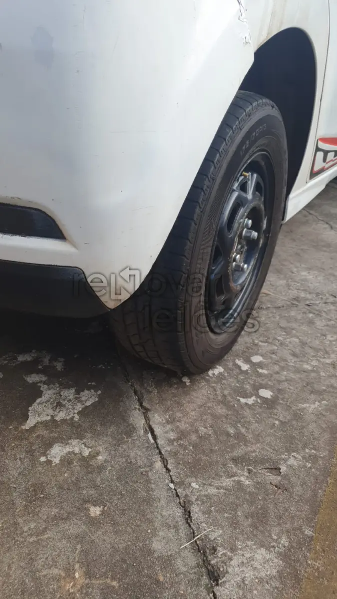 LOTE 003 - CHEVROLET ONIX LT 2017