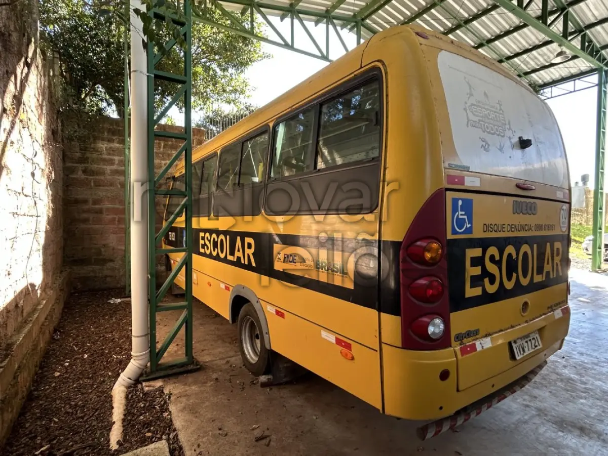 LOTE 013 - ÔNIBUS ESCOLAR CITYCLASS 70 C17 / ANO 2013/2014 / PLACA I**-***1