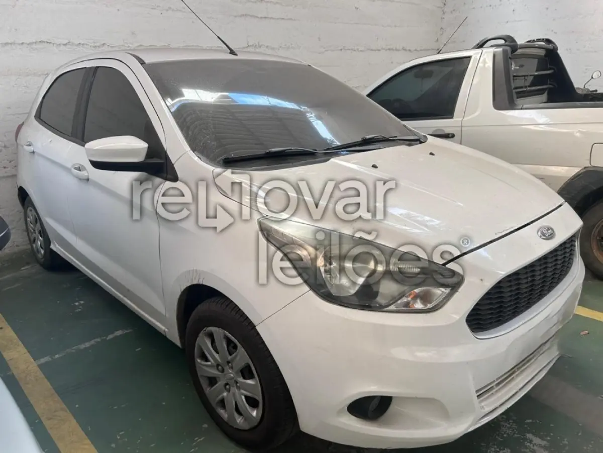 LOTE 025 - FORD KA - ANO 2016/2016 - COMPLETO - SICREDI UNIÃO - DEPOSITADO EM CACHOEIRO DO ITAPEMIRIM/ES