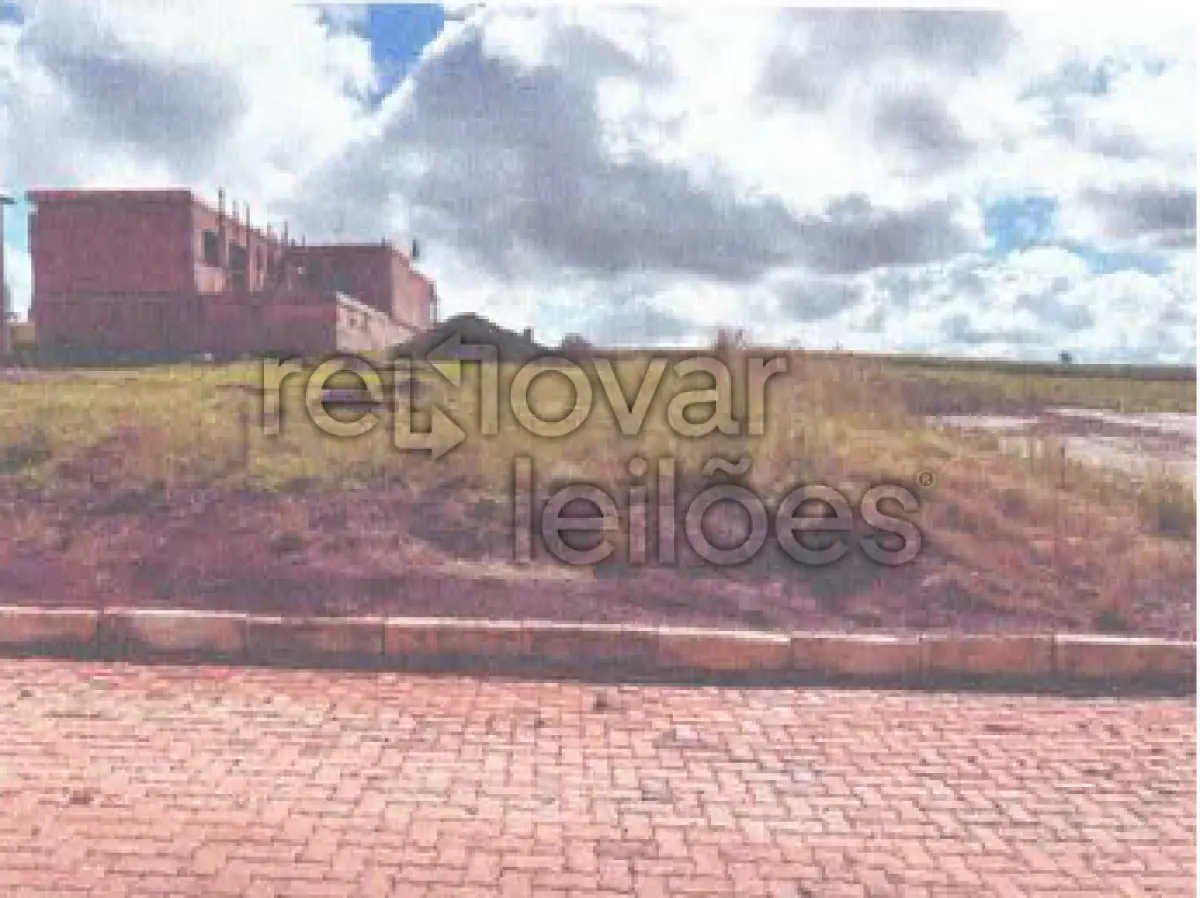 LOTE 001