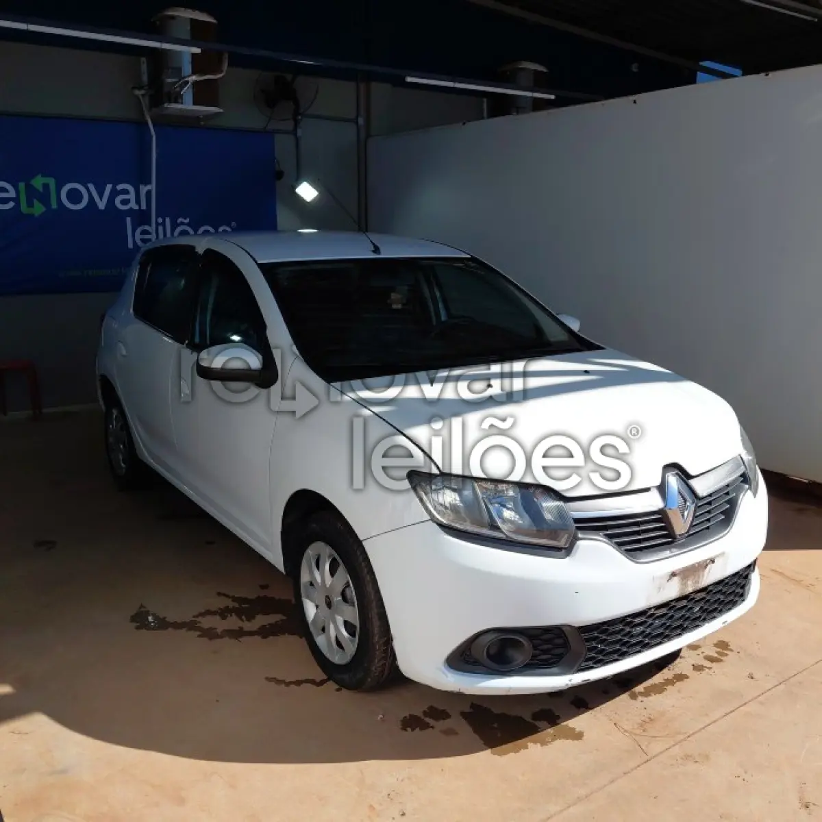 LOTE 005 - RENAULT SANDERO EXPR 10 - ANO 2016/2017 - COMPLETO - SICREDI PIONEIRA
