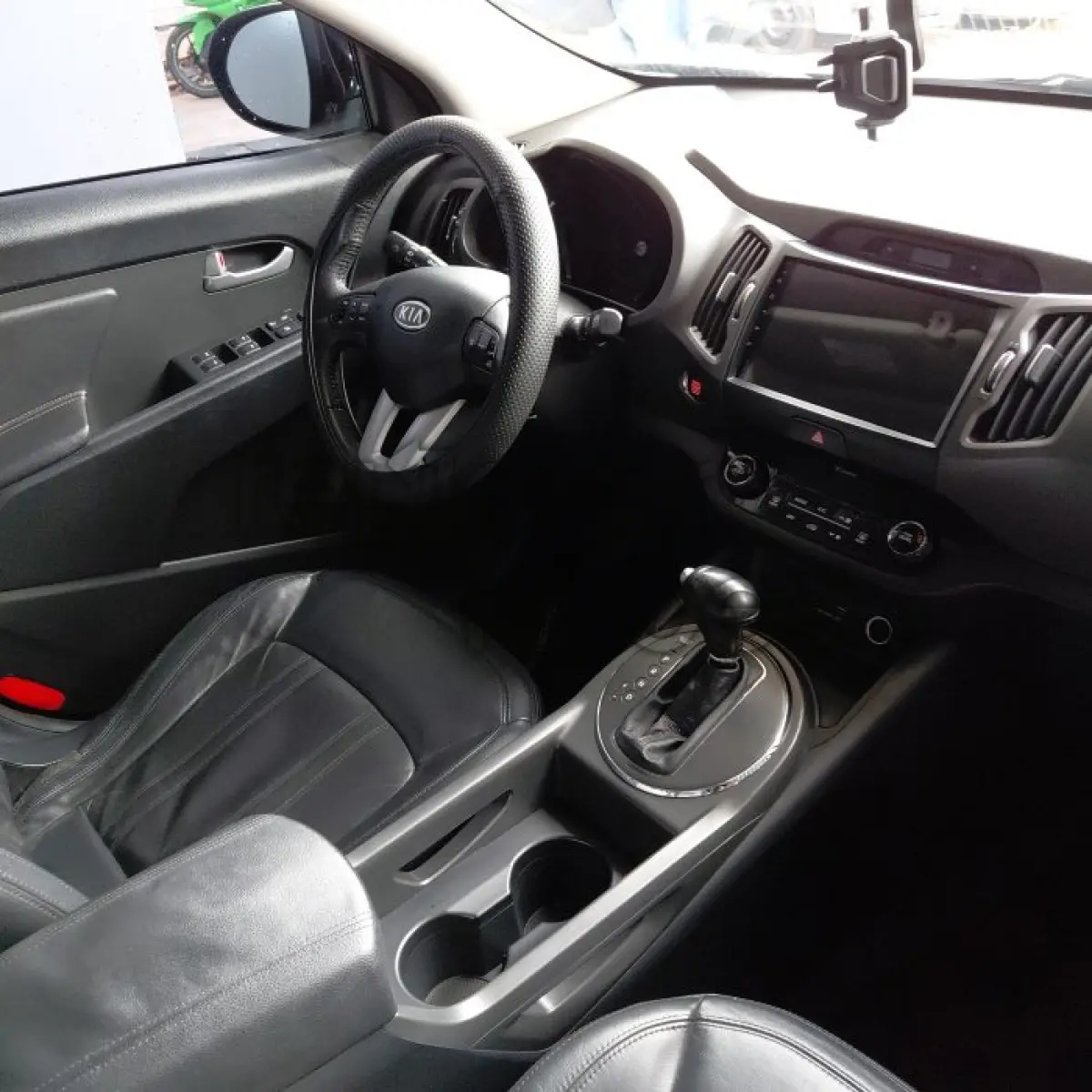 LOTE 021 - KIA MOTORS SPORTAGE EX3 2.0G4 - ANO 2011/2012 - COMPLETO - SICREDI SERRRANA