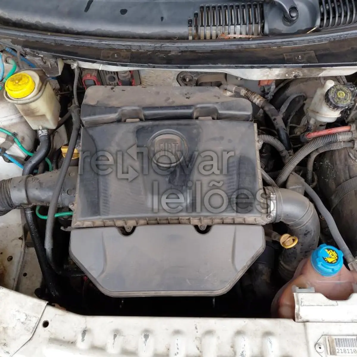 LOTE 003 - FIAT SIENA ESSENCE 1.6 - ANO 2013/2014 - COMPLETO - SICREDI PIONEIRA