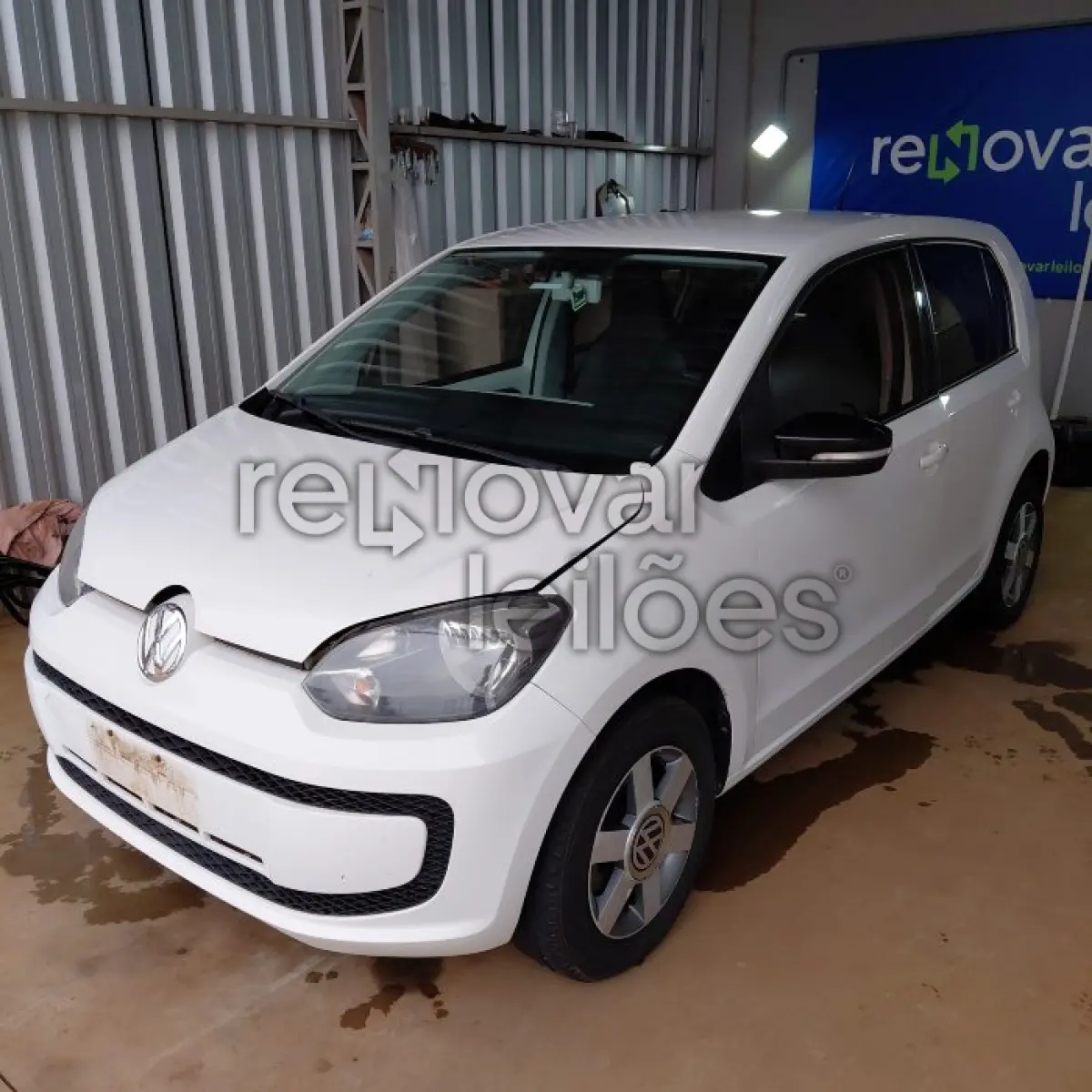 LOTE 016 - VOLKSWAGEN UP MOVE MB - ANO 2015/2016 - COMPLETO - SICREDI PLANALTO