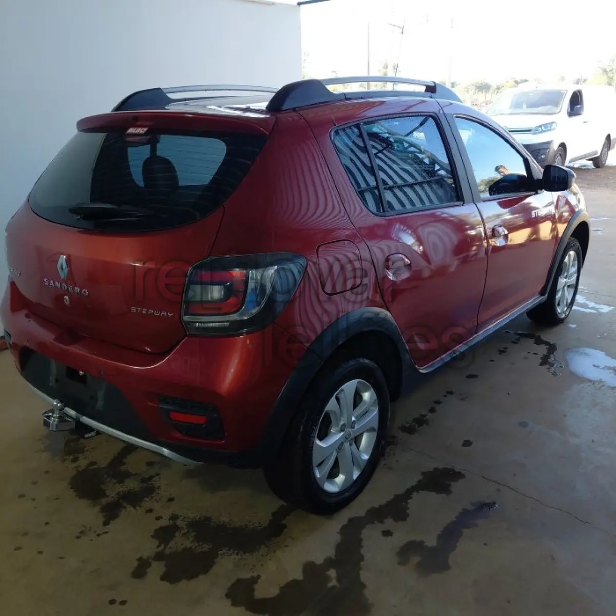 LOTE 006 - RENAULT SANDERO STEP 16 - ANO 2014/2015 - COMPLETO - SICREDI PIONEIRA