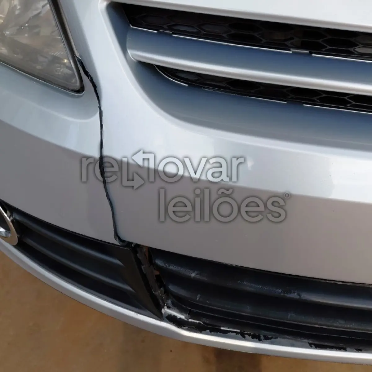 LOTE 028 - VOLKSWAGEN VOYAGE 1.6 COMFORTL - ANO 2012/2013 - COMPLETO - SICREDI UNIESTADOS