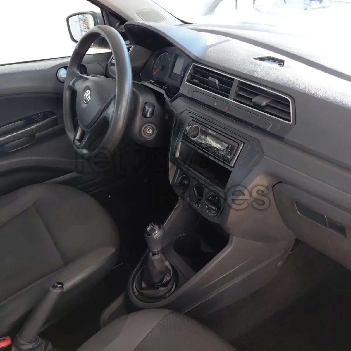 LOTE 004 - VOLKSWAGEN VOYAGE 1.6L MB5 - ANO 2018/2019 - COMPLETO - SICREDI PIONEIRA