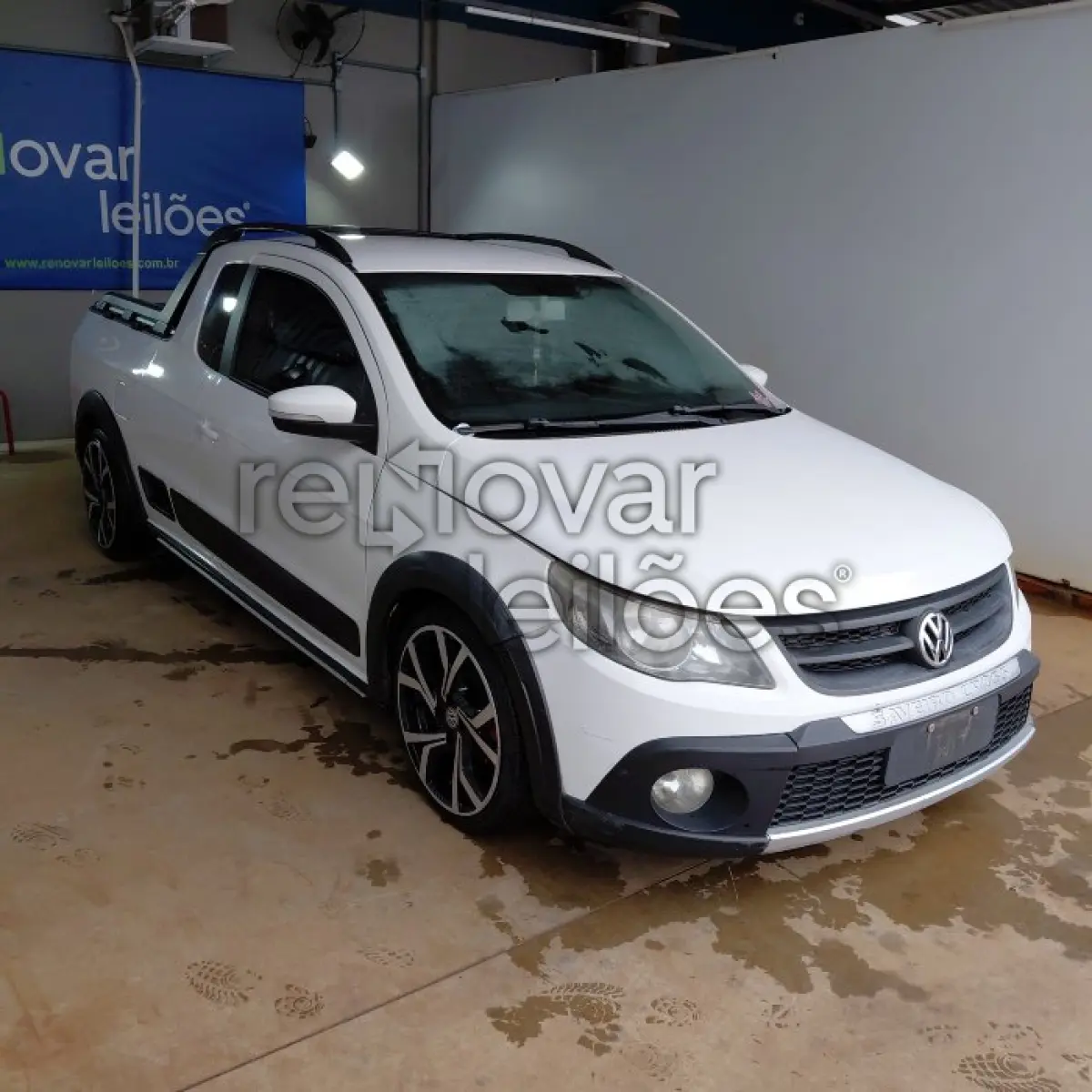 LOTE 022 - VOLKSWAGEN SAVEIRO 1.6 CE CROSS - ANO 2012/2013 - COMPLETO - SICREDI SERRANA