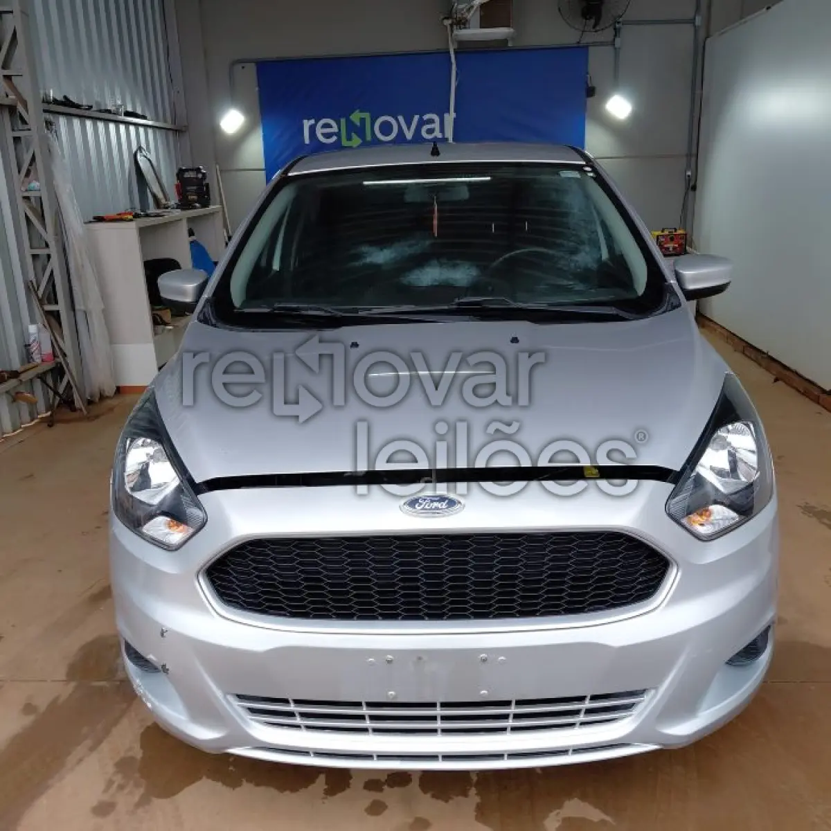 LOTE 011 - FORD KA SE 10 HA B - ANO 2018/2018 - COMPLETO - SICOOB NOVA TRENTO - IPVA 2026 EM ABERTO