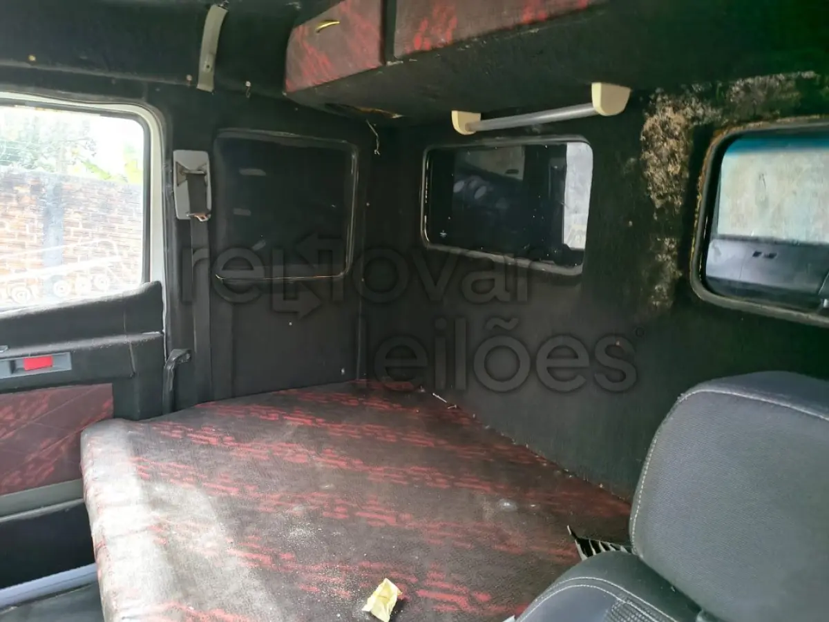 LOTE 008 - M. BENZ LS 1935 - ANO 1991/1991 - SICREDI INTERESTADOS - DEPOSITADO EM PELOTAS/RS