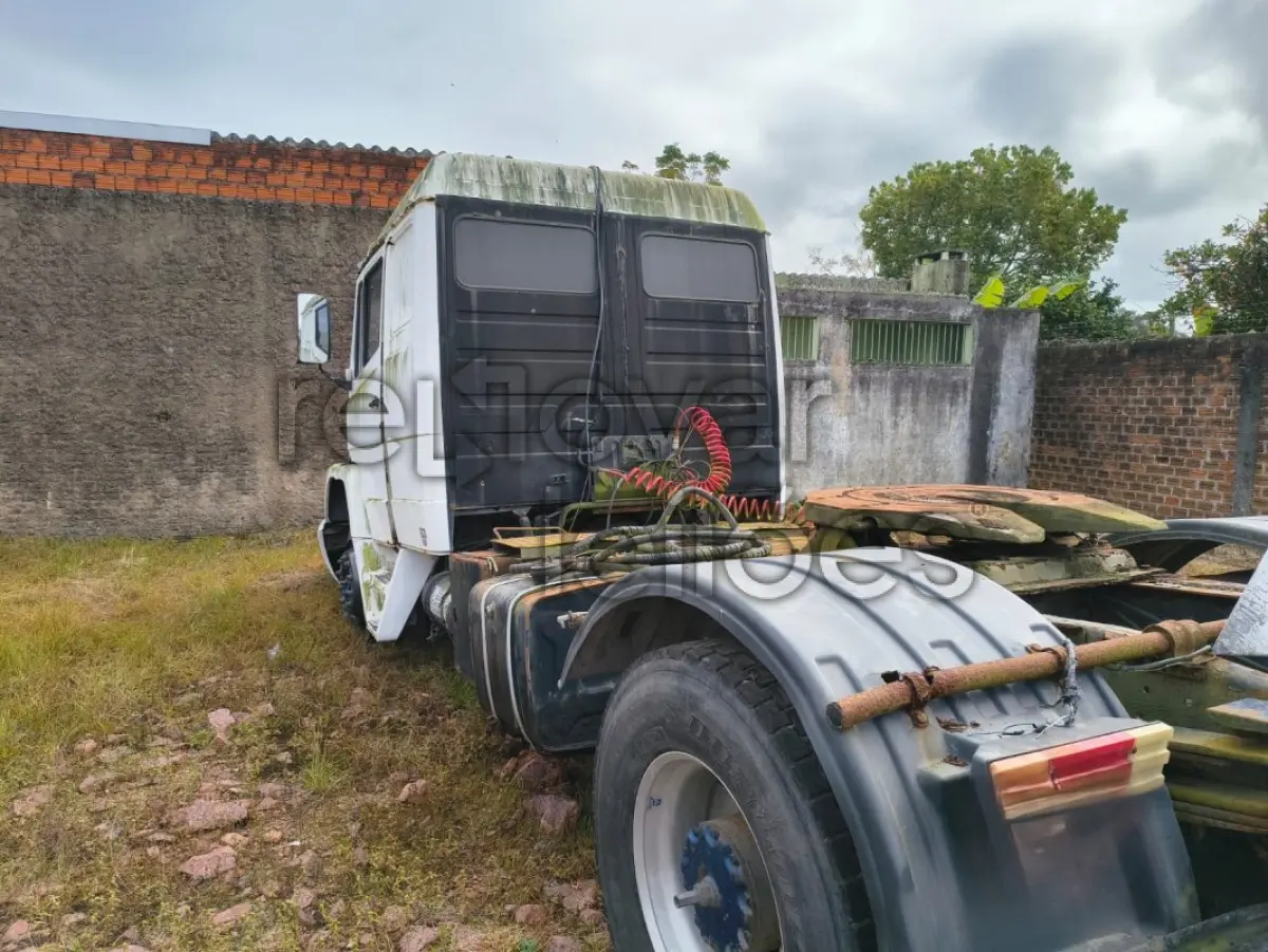 LOTE 008 - M. BENZ LS 1935 - ANO 1991/1991 - SICREDI INTERESTADOS - DEPOSITADO EM PELOTAS/RS