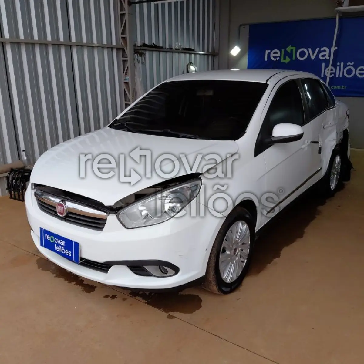 LOTE 003 - FIAT SIENA ESSENCE 1.6 - ANO 2013/2014 - COMPLETO - SICREDI PIONEIRA