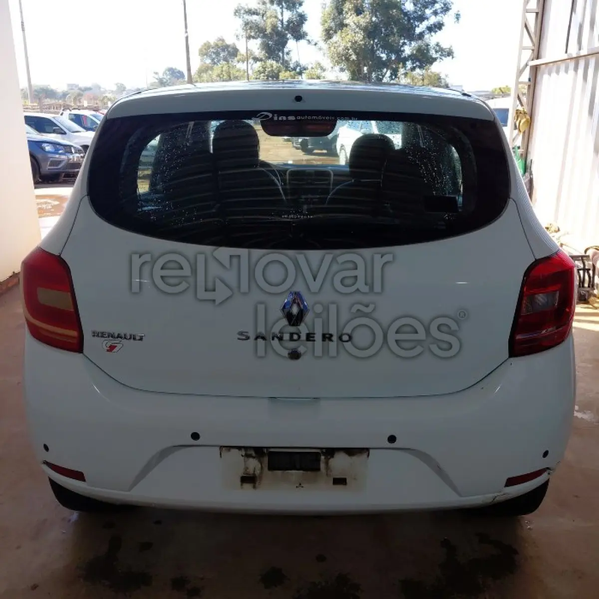 LOTE 005 - RENAULT SANDERO EXPR 10 - ANO 2016/2017 - COMPLETO - SICREDI PIONEIRA