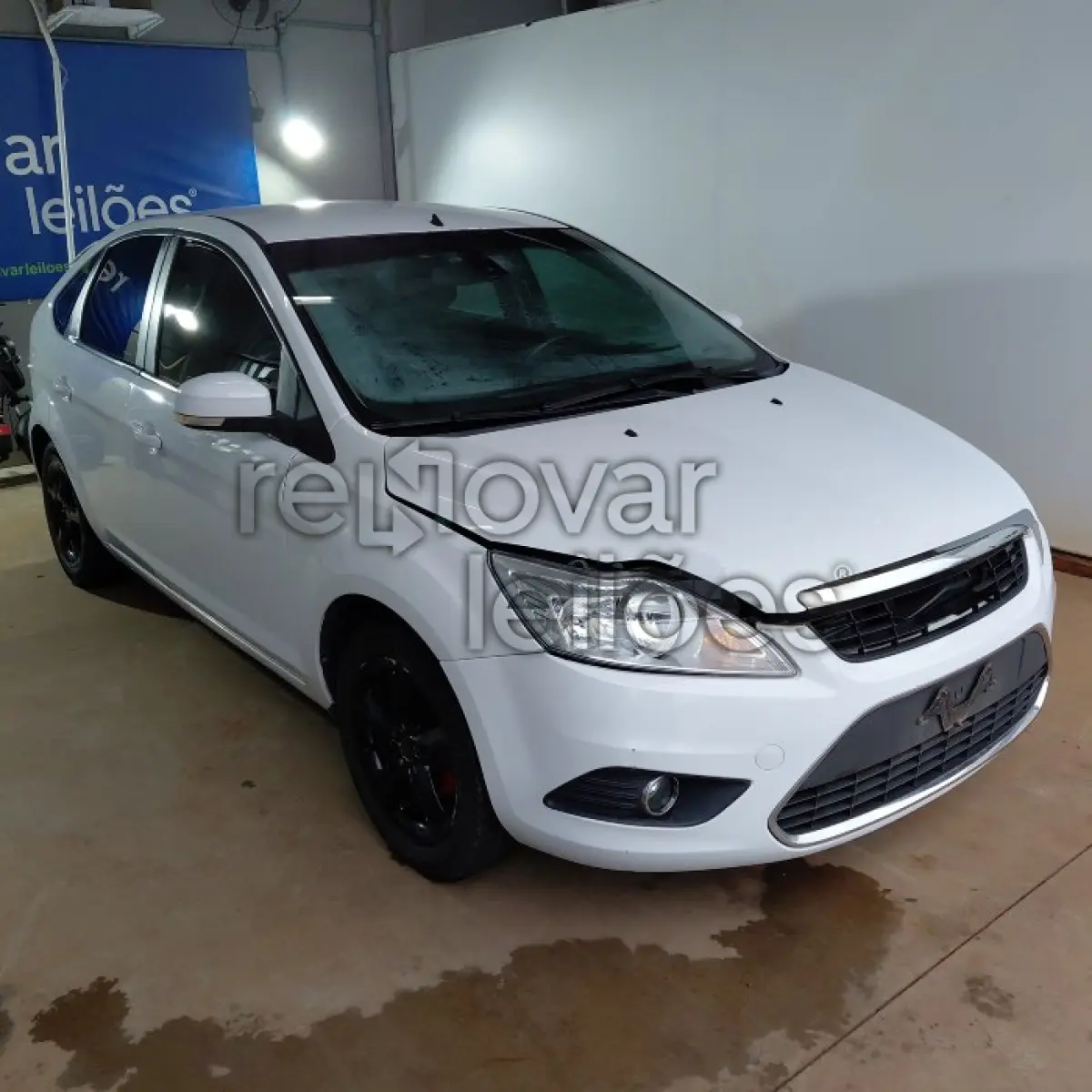 LOTE 017 - FORD FOCUS 2L HC FLEX - ANO 2013/2013 - COMPLETO - SICREDI SERRANA - INDICIO DE SINISTRO E PASSAGEM DE LEILÃO
