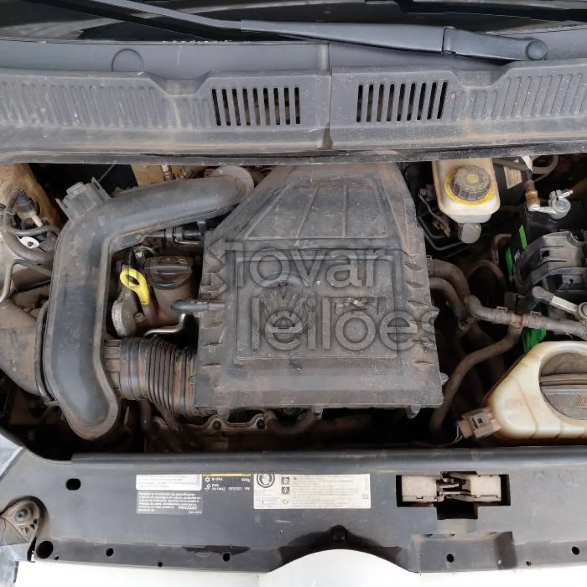 LOTE 016 - VOLKSWAGEN UP MOVE MB - ANO 2015/2016 - COMPLETO - SICREDI PLANALTO