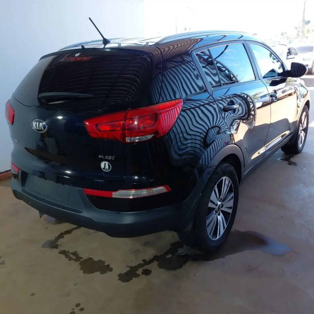 LOTE 029 - KIA SPORTAGE - ANO 2014/2015 - COMPLETO - SICREDI PIONEIRA
