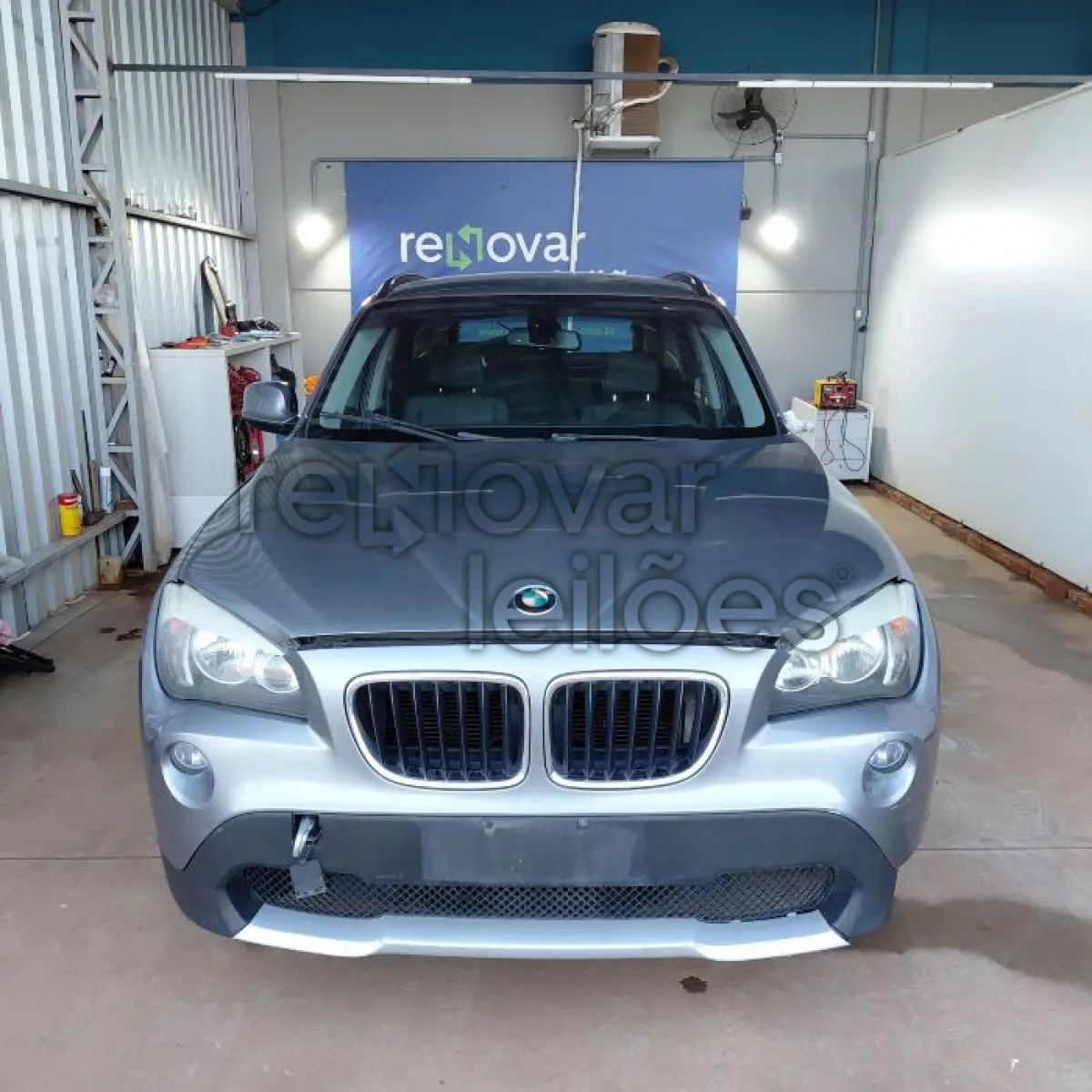LOTE 026 - BMW X1 SDRIVE1.8I VL31 - ANO 2010/2011 - COMPLETO - SICREDI PIONEIRA